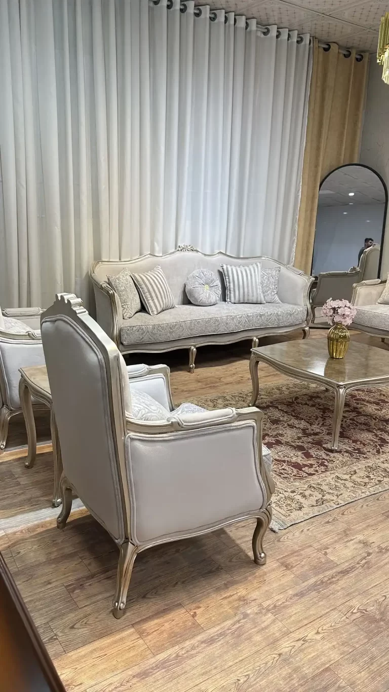 مبل کلاسیک مدل ۳ گل ابزاری